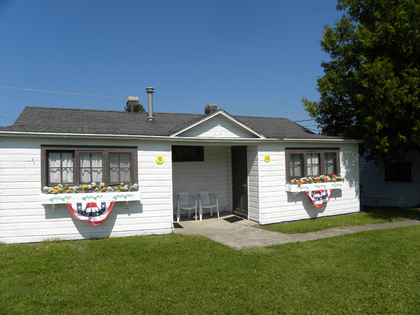 Cabins 9 and 10 Exterior